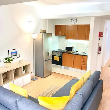 Cascais Classy Renovated Getaway Torre (Lisbon)