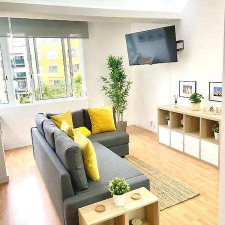 Cascais Classy Renovated Getaway Torre (Lisbon)