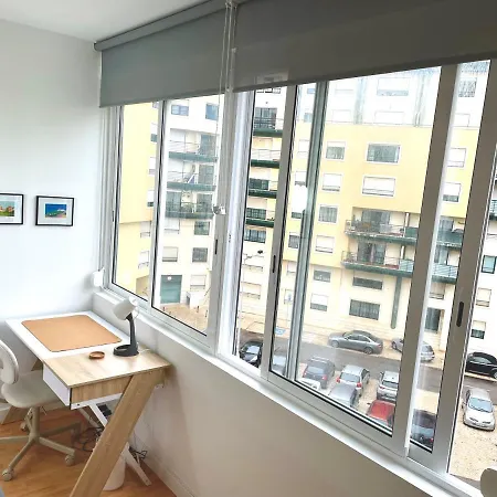 Cascais Classy Renovated Getaway Apartament