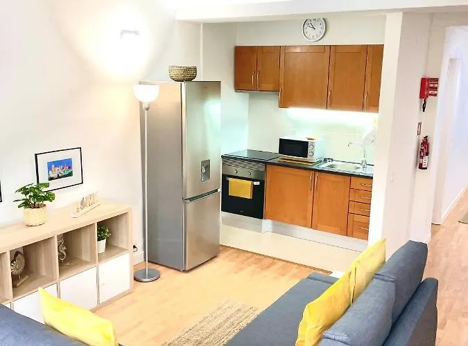 Cascais Classy Renovated Getaway Torre (Lisbon)