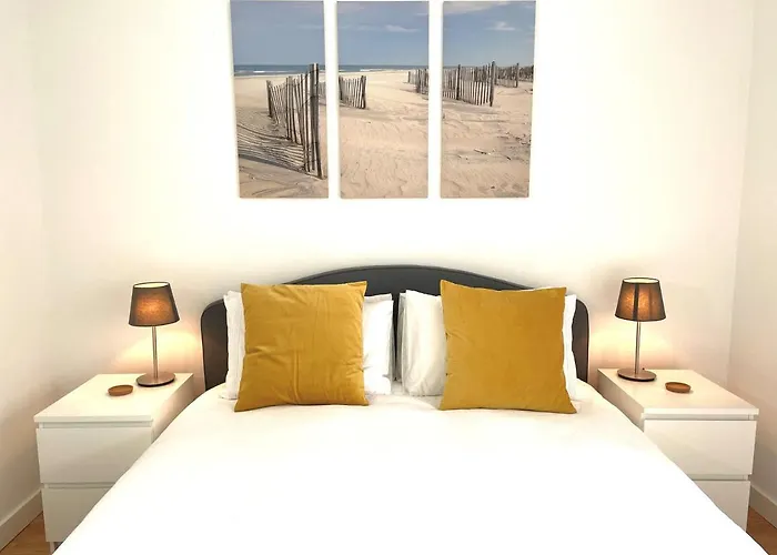 Cascais Classy Renovated Getaway * Torre (Lisbon)