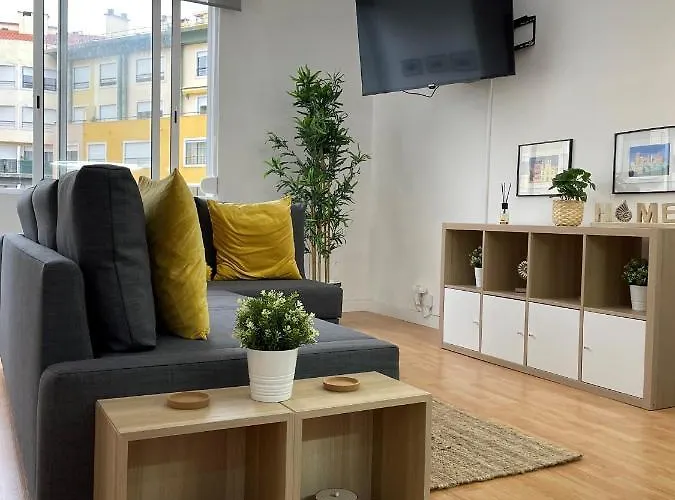 Cascais Classy Renovated Getaway Apartament