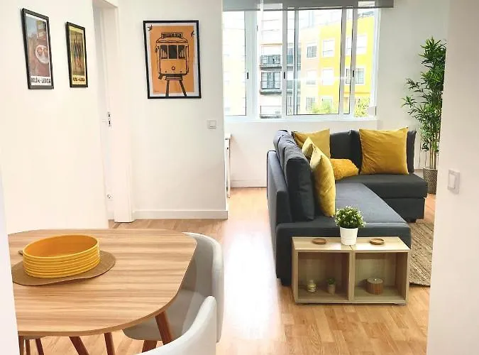 Cascais Classy Renovated Getaway Apartament