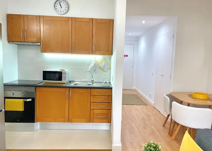 Cascais Classy Renovated Getaway *