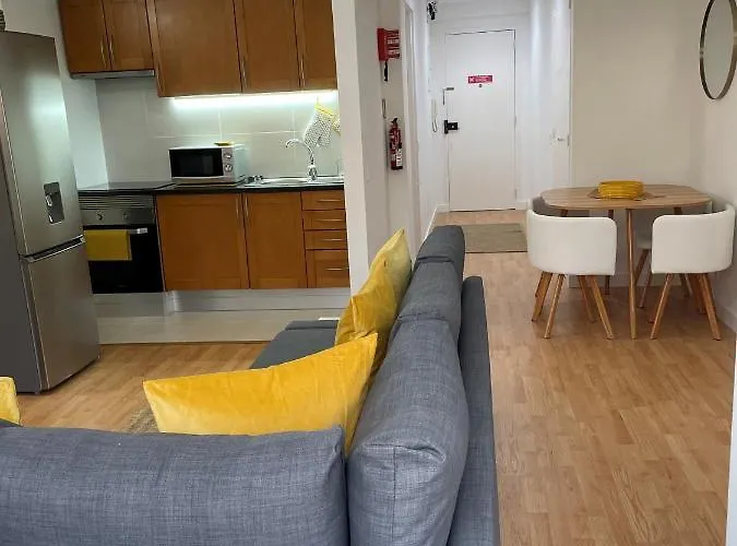 Cascais Classy Renovated Getaway Torre (Lisbon)