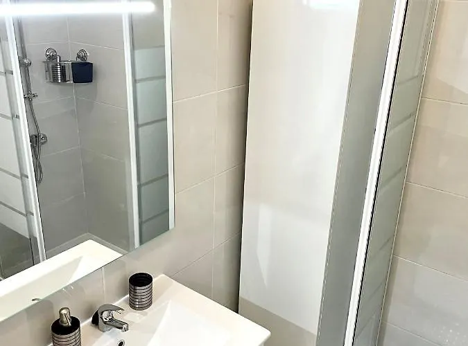 Cascais Classy Renovated Getaway Apartament Torre (Lisbon)