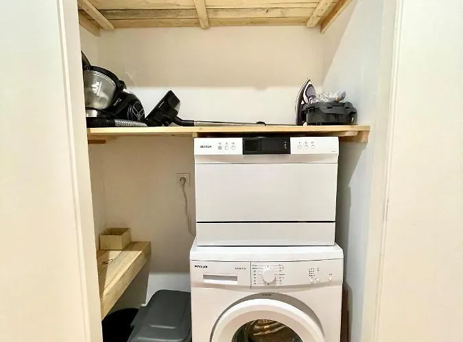 Cascais Classy Renovated Getaway Apartament